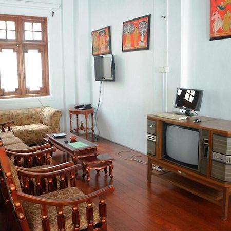 Mansion Hotell Kandy Exteriör bild